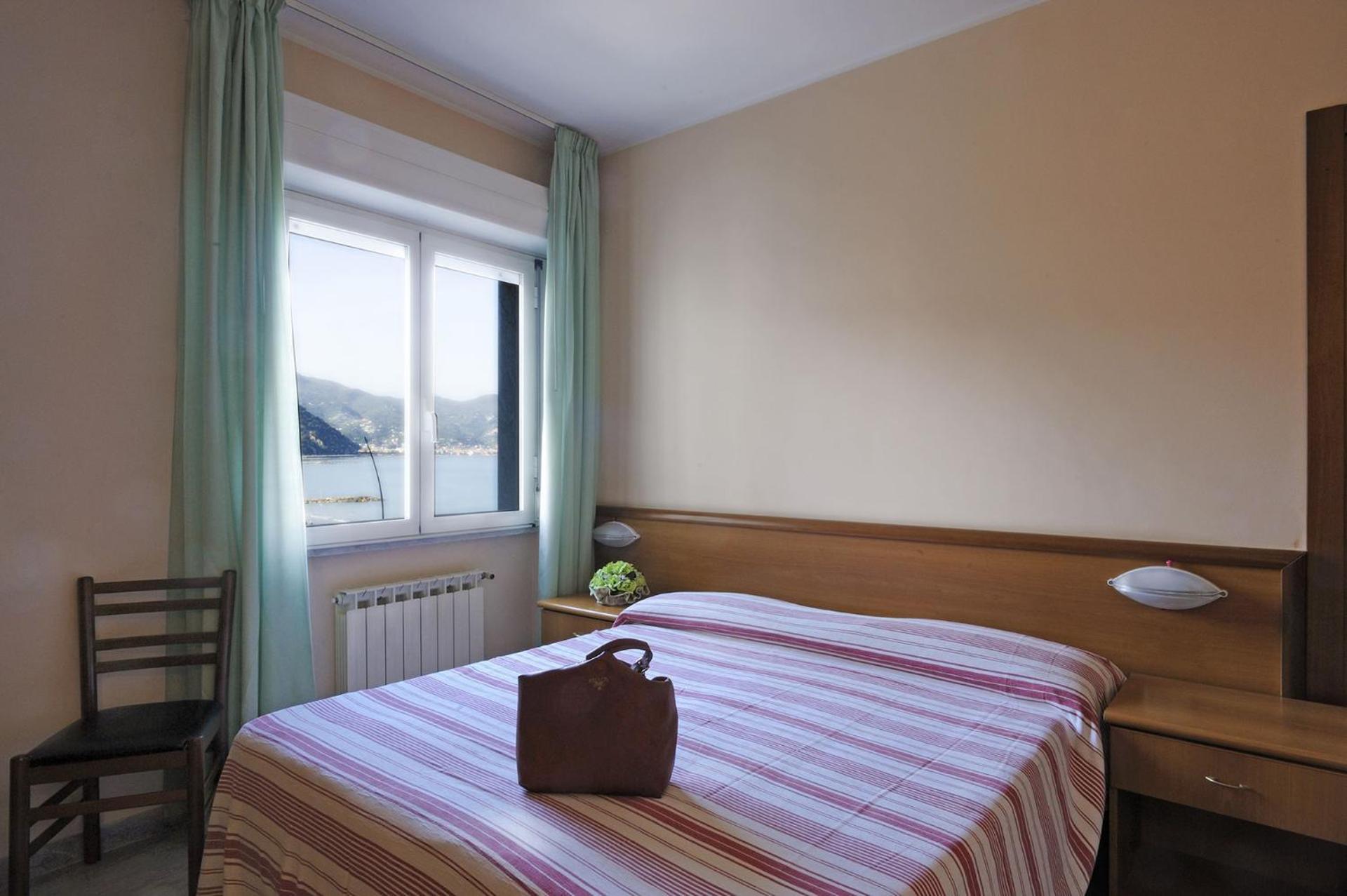 Tritone Hotel 3*