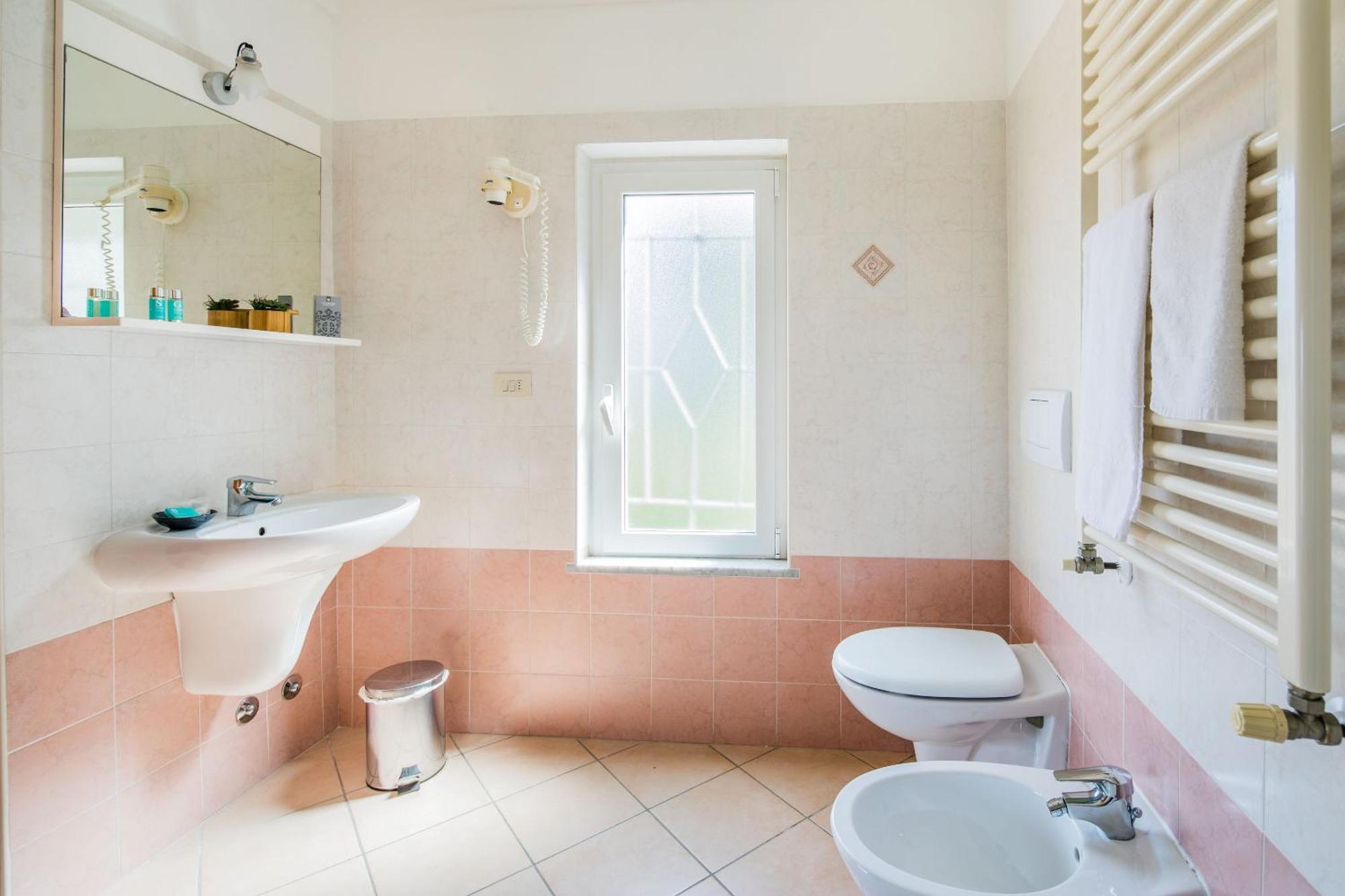 Tritone Hotel